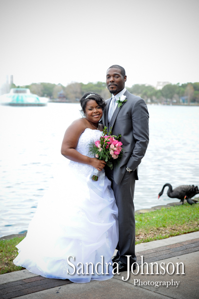 Best 310 Lakeside wedding photographer - Sandra Johnson (SJFoto.com)